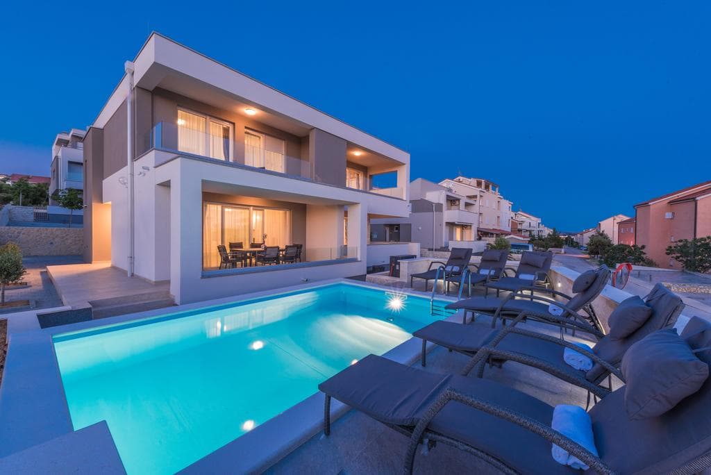 Villa Zora — hébergement à Novalja, Zrce Beach